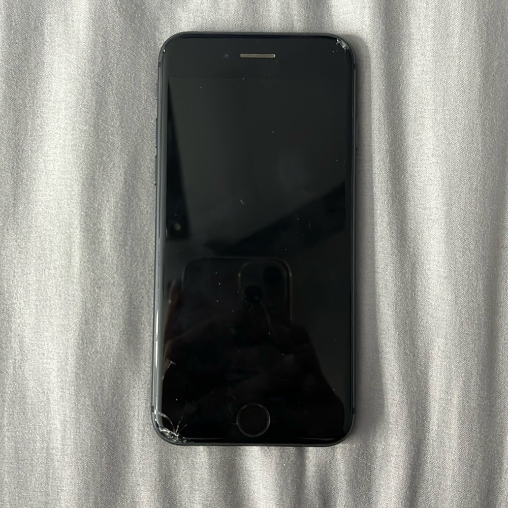 Apple iPhone 8
